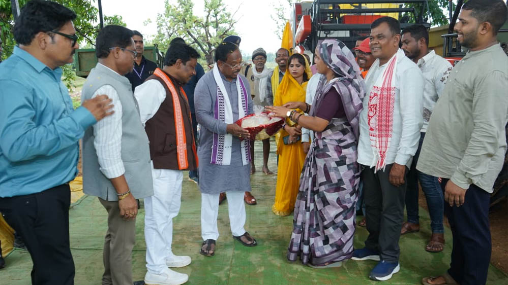 कृषि यंत्रीकरण को नई रफ्तार, मंत्री रामविचार नेताम के नेतृत्व में किसानों को मिल रहा लाभ