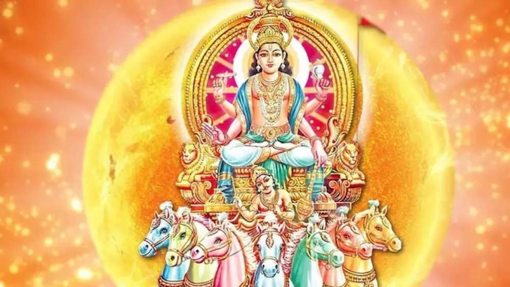 20 जुलाई 2026 को सूर्य का पुष्य नक्षत्र में गोचर, कई राशियों के लिए शुभ संकेत