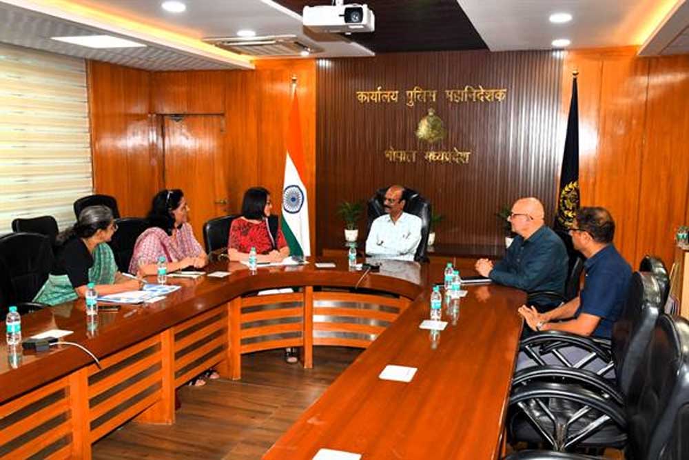 महिला सुरक्षा, सामुदायिक पुलिसिंग, साइबर जागरूकता, नशा मुक्ति तथा बालिका सुरक्षा के नवाचारों पर हुई