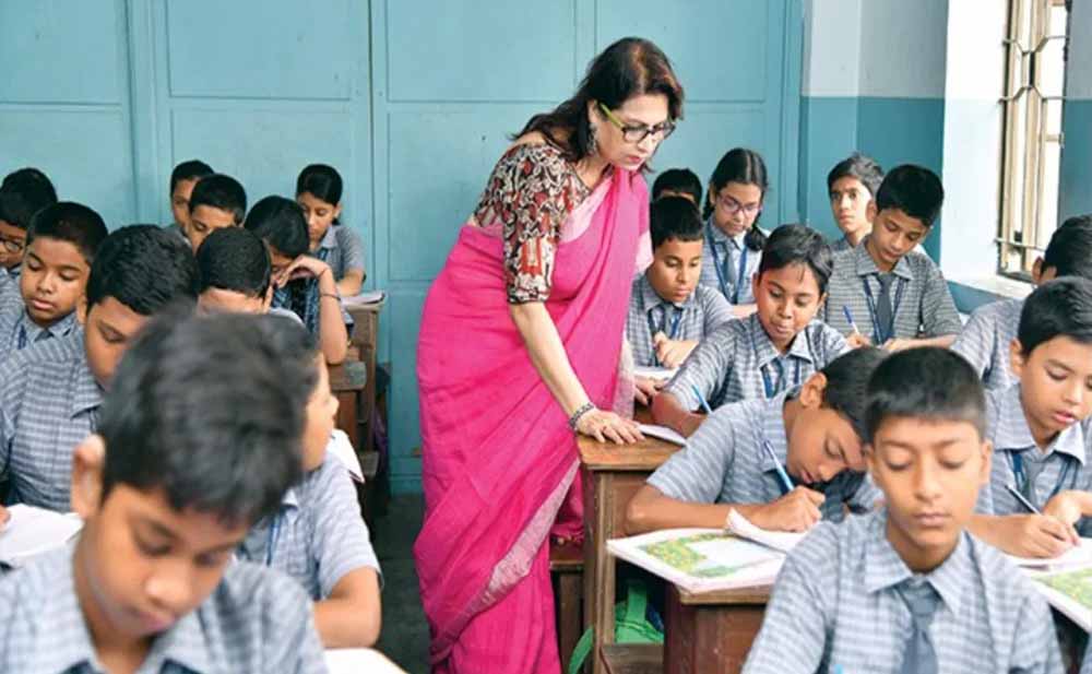 मध्यप्रदेश में शिक्षकों के लिए बड़ी खुशखबरी, स्कूल शिक्षा विभाग में 5,017 पदों पर नियुक्ति का आदेश