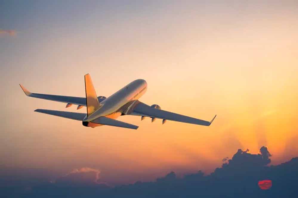Air India Flight: हलवारा पहुंचने से पहले तकनीकी खराबी, फिर तूफानी मौसम ने बढ़ाई परेशानी