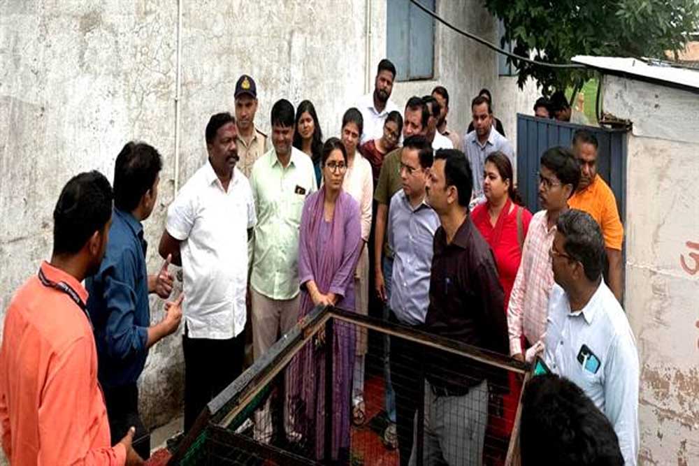 जल गुणवत्ता निगरानी में जनभागीदारी और पंचायत की कार्यप्रणाली की सराहना, पौधरोपण कर दिया पर्यावरण सं